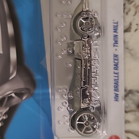 New Hot Wheels Braille Racer - Twin Mill - Picture 4 of 6